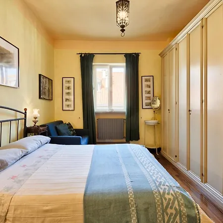 Central Apartment Apartment