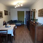 Central Apartment *