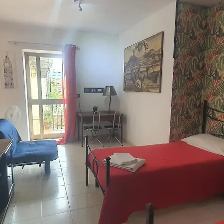 Central Apartment *
